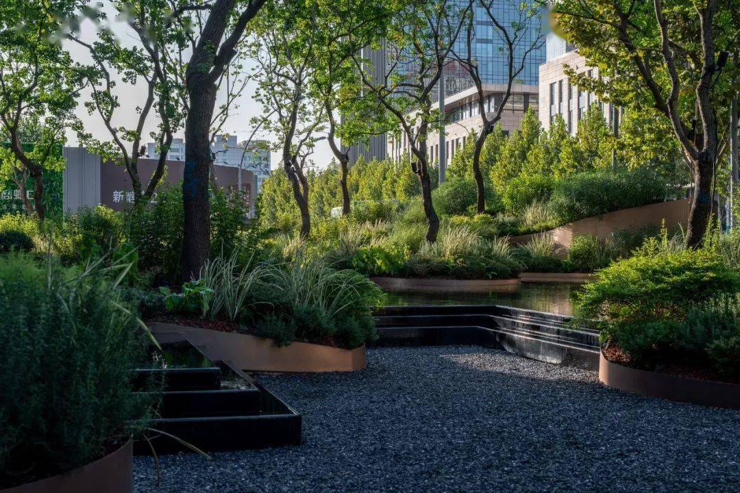 都市生机植物营造景观空间浅谈