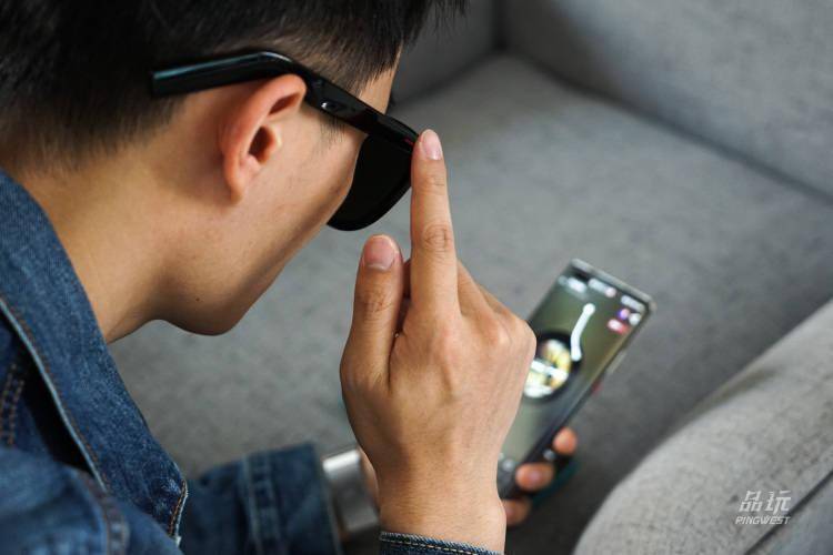 镜框与耳机二合一,是不是智能眼镜的好方向?_华为