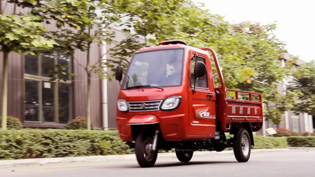 隆鑫v卡系qs1全新上市,"三好"到家!