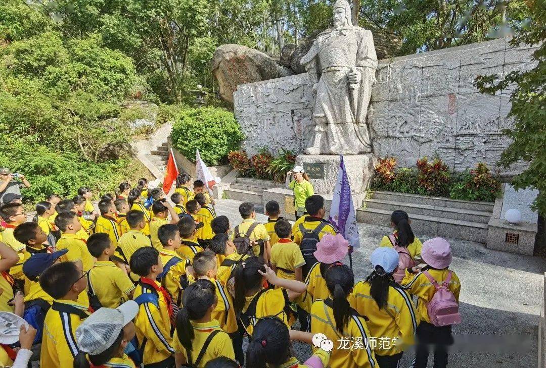 研学走进石雕园劳动教育见成长龙师附小龙文分校五年级研学活动掠影