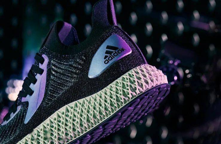 如果米切尔3的定价没有涨到999以上的话,这应该是全掌lightstrike产品