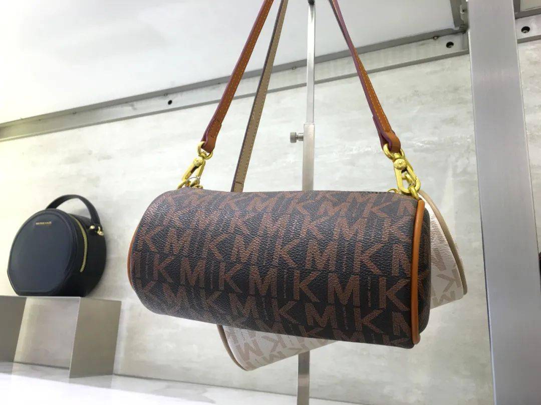 我们在店里等你哦商家信息店名:maitane kalos地址:百悦广场a栋一楼