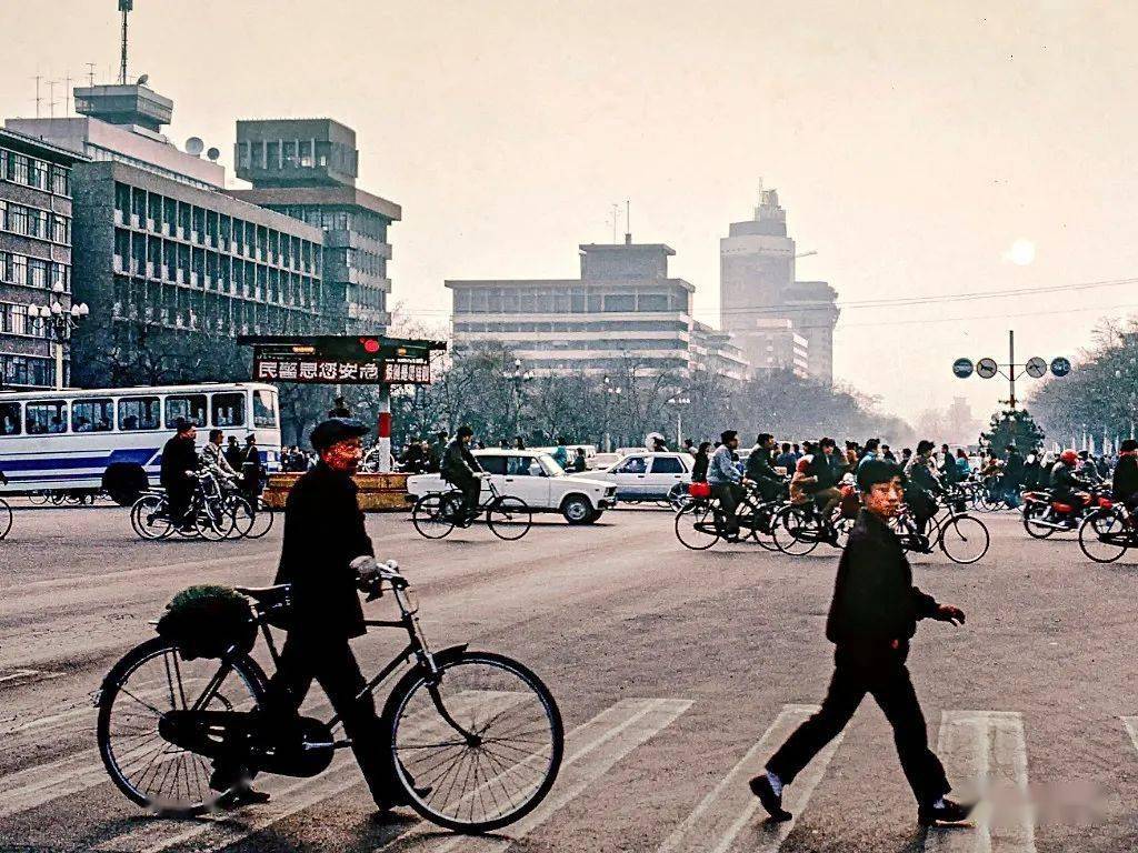 九十年代初的太原城,你还记得28年前的模样吗?