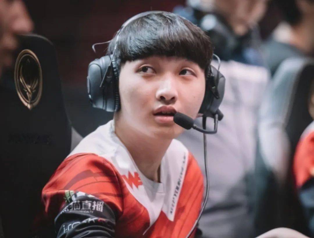 we前打野康帝回归957称他想复出当教练