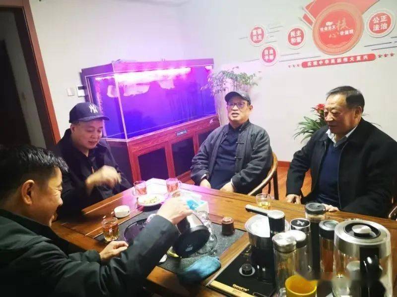 李玉臻到太原市武乡商会视察指导