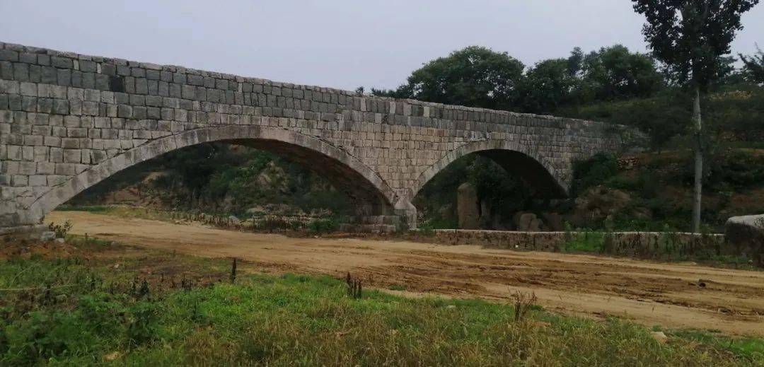 枣庄市2020年度十佳宜居乡村之石嘴子村翼云湖畔多产融合