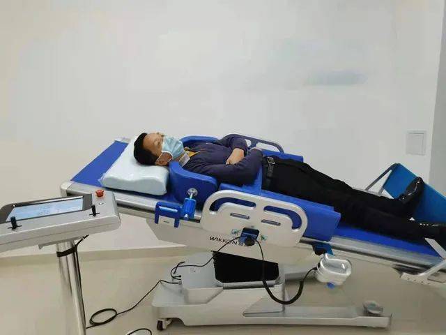 好消息:11月18日起结石病人体外振动排石床治疗免费,为期一月,欢迎