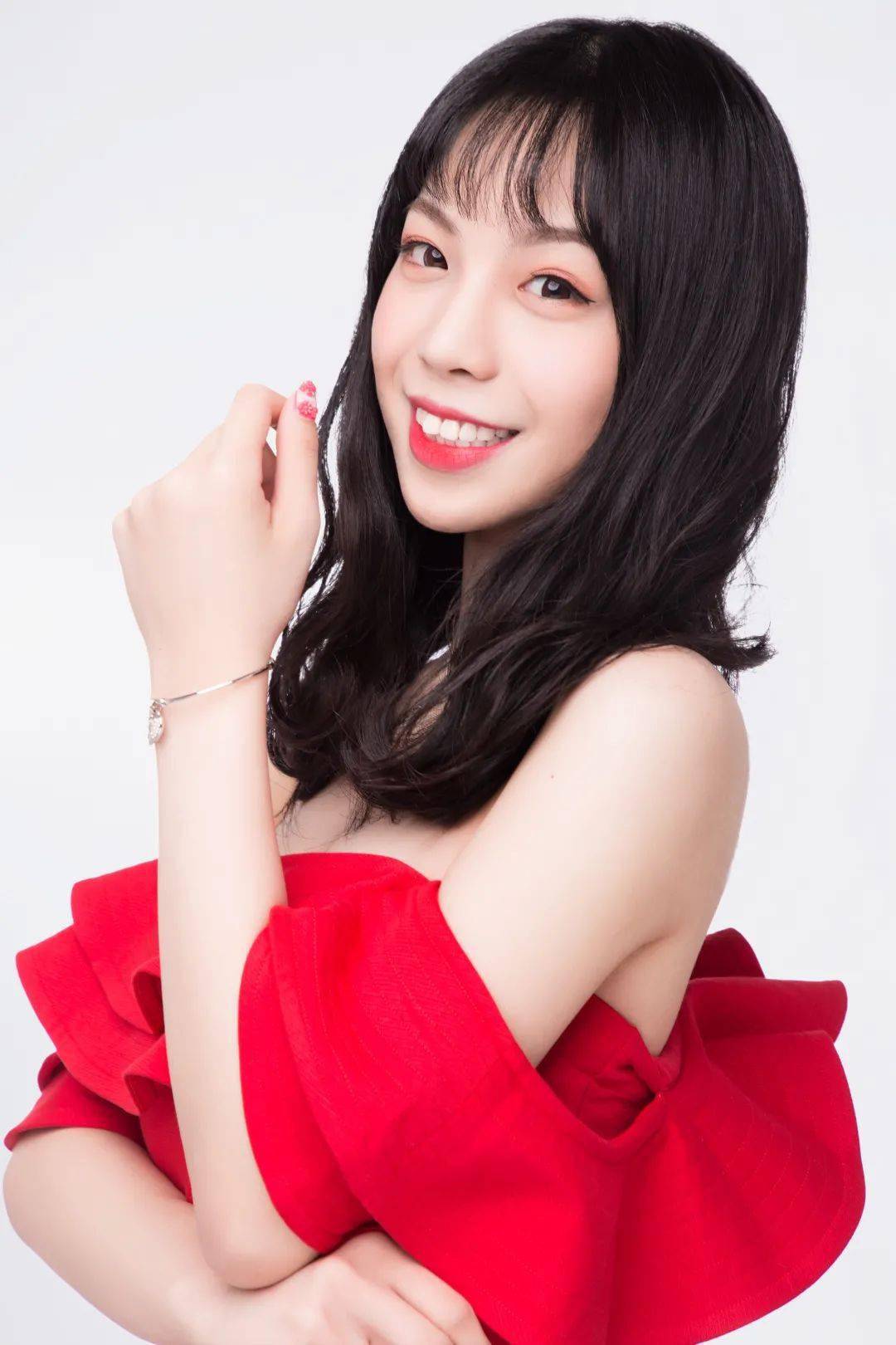 本周日下午珠江频道嘉年华粤韵风华邀你来齐哇哇