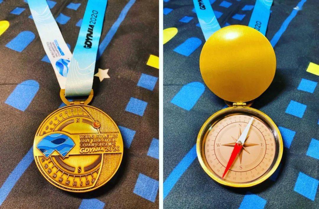 今天收到了2020半马世锦赛的奖牌