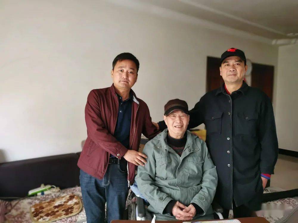 扬剧"金嗓子" 唱了一辈子——记江都扬剧团原副团长凌桂泉