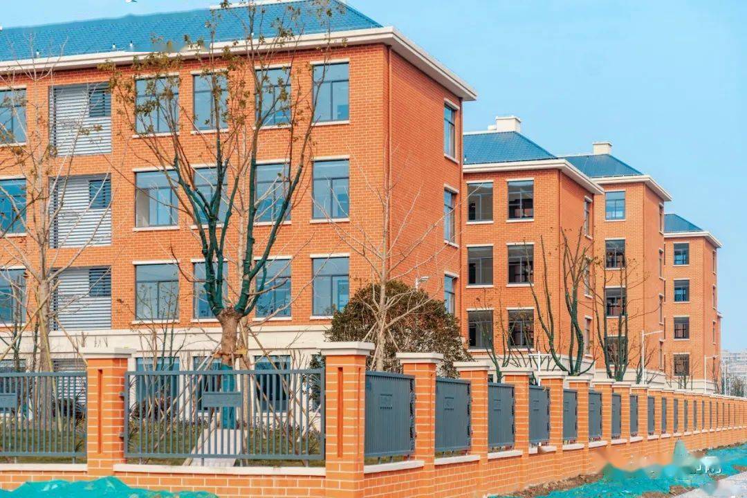 原海安市立发中学2021年春将整体搬迁至新校区海安市上湖高级中学.