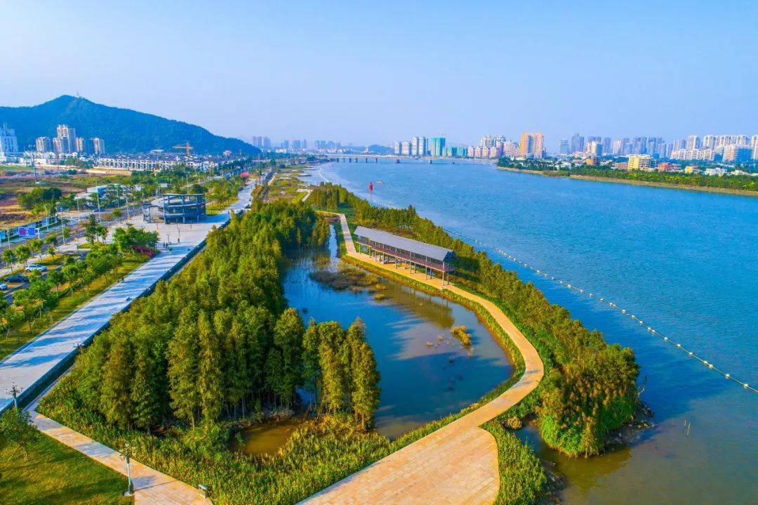 著名雕塑家潘鹤走了…他在黄杨河畔留下了这件作品!