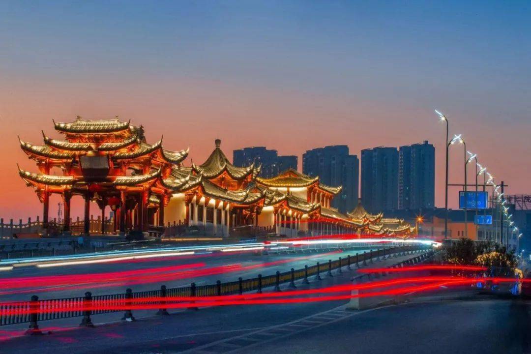 义乌这里让你逛吃玩不够!_佛堂