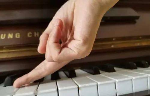 史上最强钢琴刮奏!就问你手疼不疼?