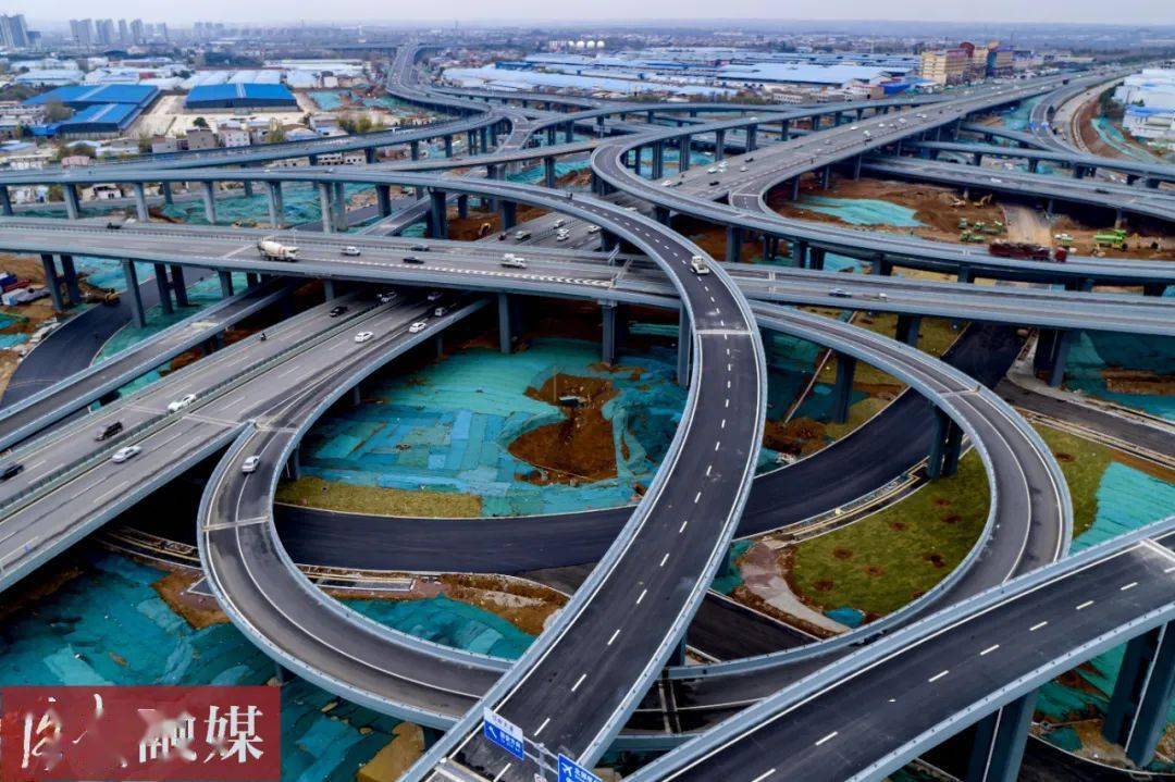 洛阳翠云峰立交主体工程完工,可以通往._手机搜狐网