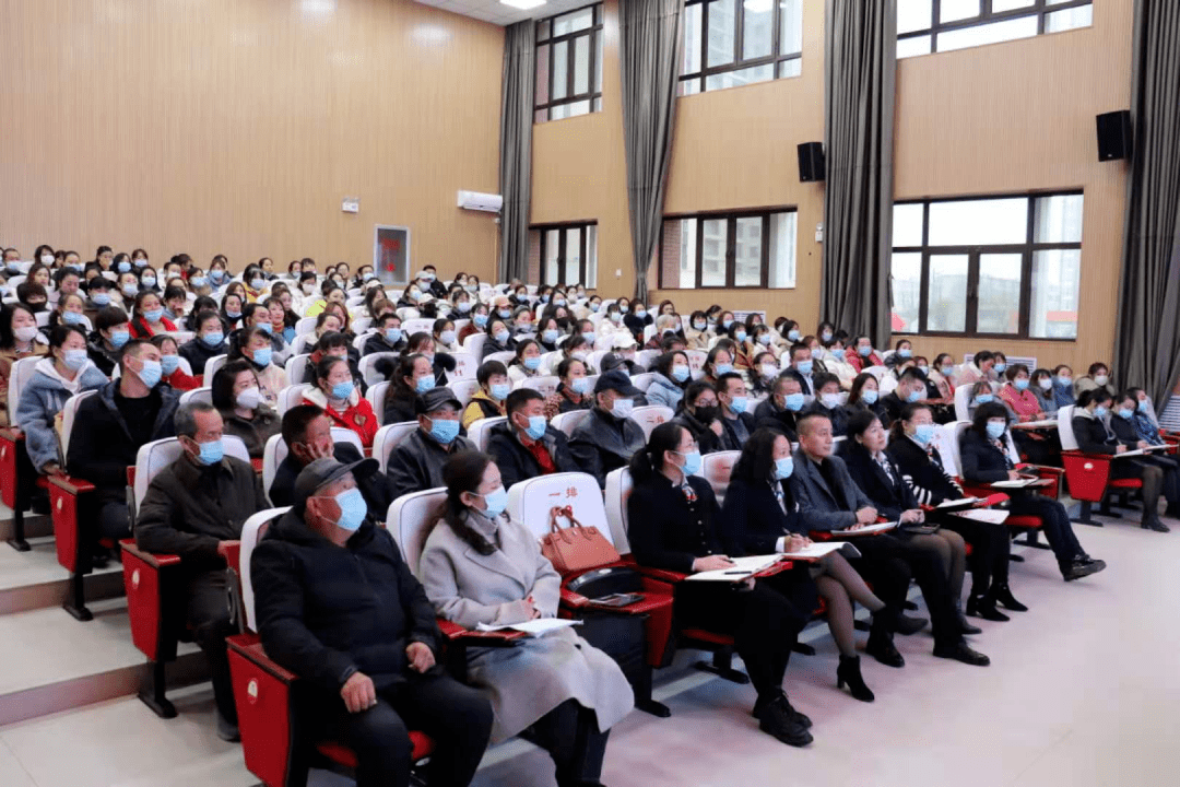 尖草坪区外滩实验小学|尊重 接纳 陪伴