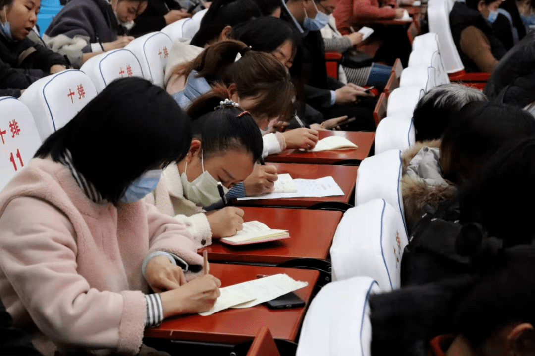 尖草坪区外滩实验小学|尊重 接纳 陪伴