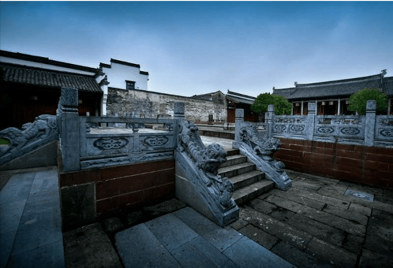 政府补贴游黄山￥199起大美黄山塔川秋色皖南小故宫大型活动三日游