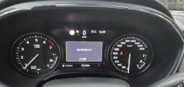 凯迪拉克ct5仪表盘车机系统是多年前基于linux研发的cue系统,可下载