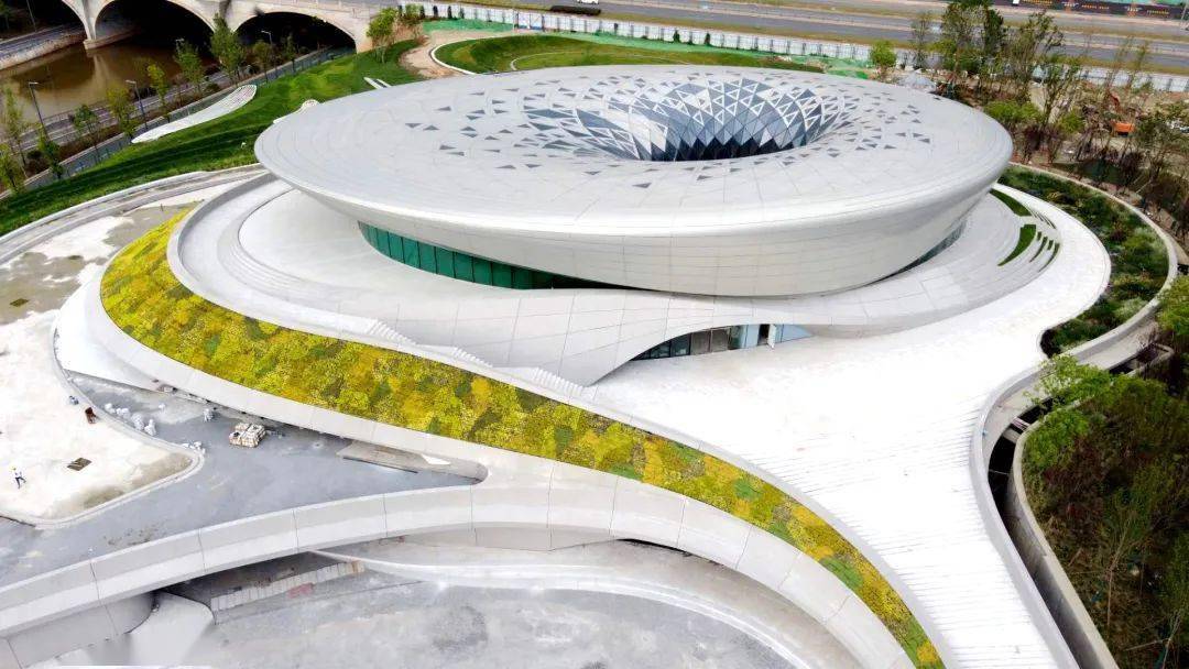 全球首个中建装饰带您邂逅扎哈哈迪德的独角兽乐园