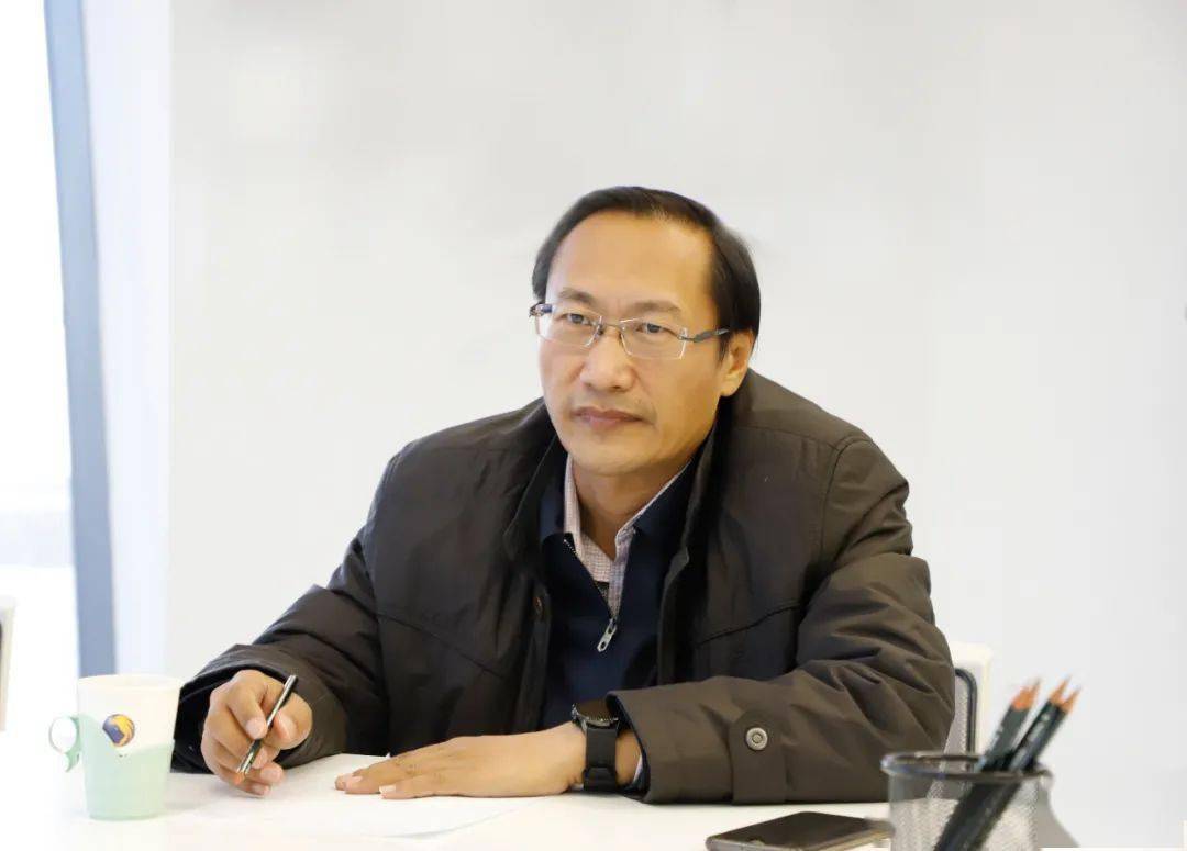 "高闻何要求,各相关地区部门单位要充分研究如何打造好发挥好利用好五