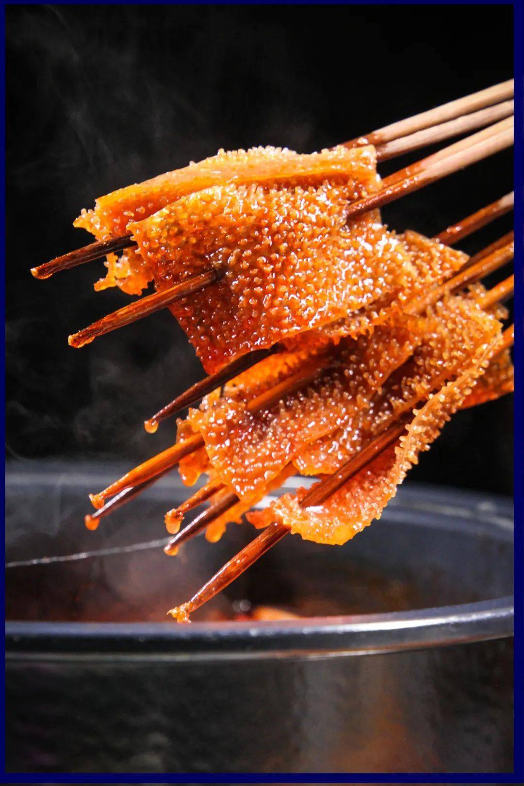 撸串串坝坝电影冬日暖锅解锁自贡夜市新玩法