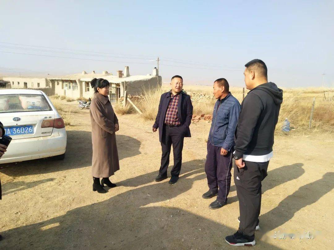 达茂旗副县级包案领导积极约见信访群众