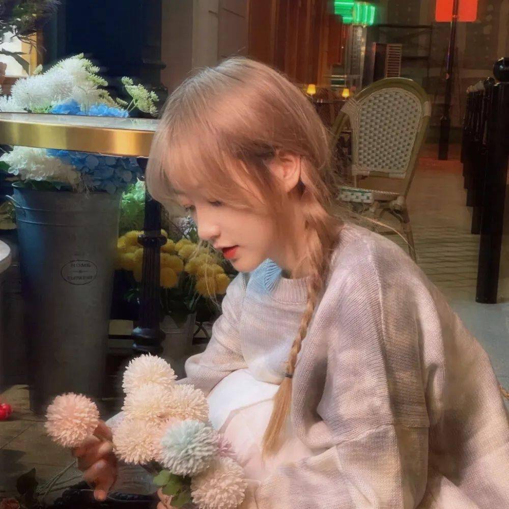 女生头像丨今晚月亮很圆