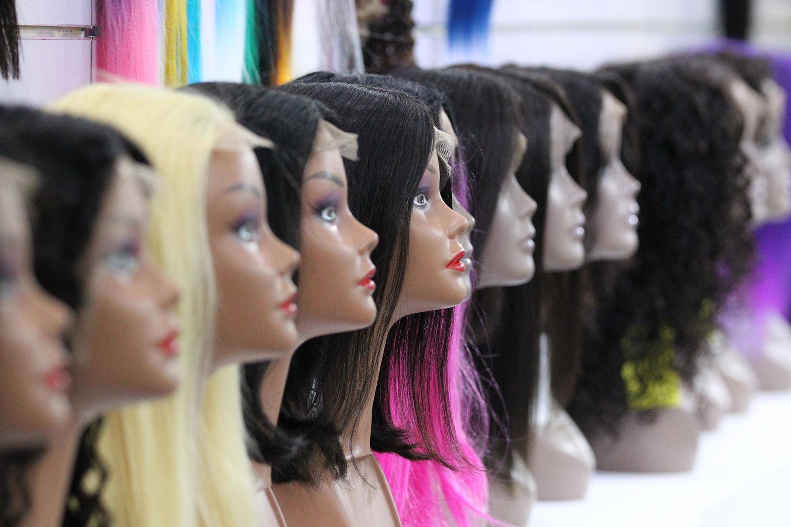 一个假发之都店主的2020国内高端假发遭疯抢脱发人群是购买主力