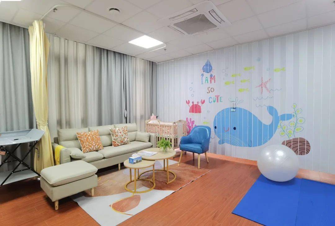 投票| 设备齐全,小而温馨!年度最美"十佳爱心妈咪小屋"里满满都是爱