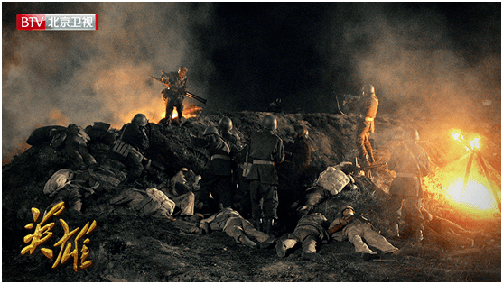 观影感悟英雄烽烟滚滚唱英雄四面青山侧耳听