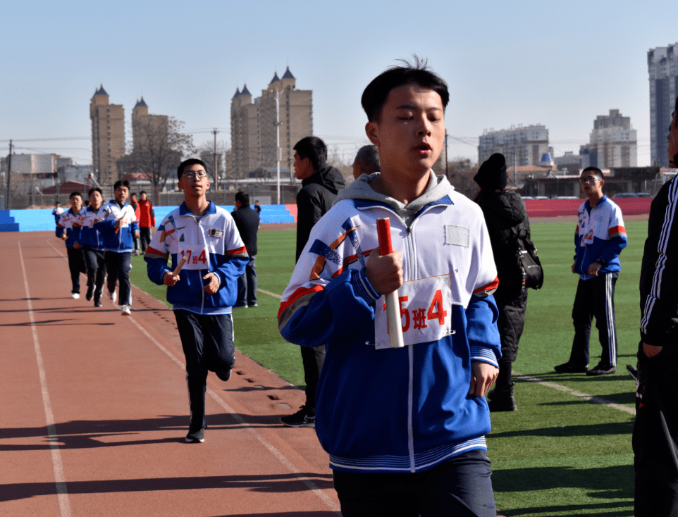 奔跑吧,少年——昌黎一中高二年级举行冬季长跑比赛_手机搜狐网