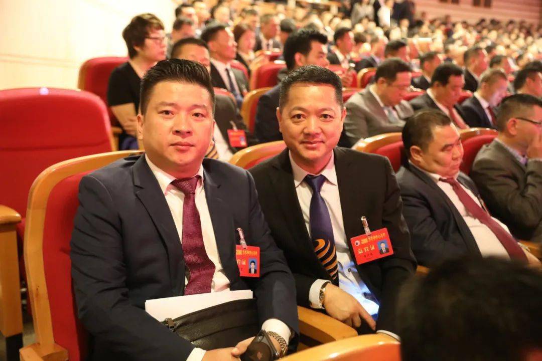 温州老总把皮鞋卖到非洲受到总统接见温州两家人也取材他的经历