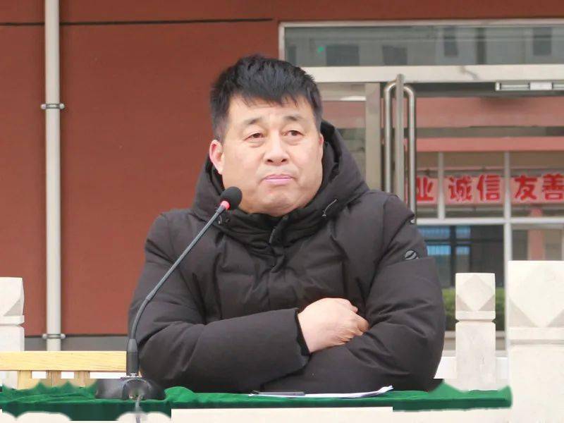 河津市第二初中隆重举行期中考试总结表彰大会