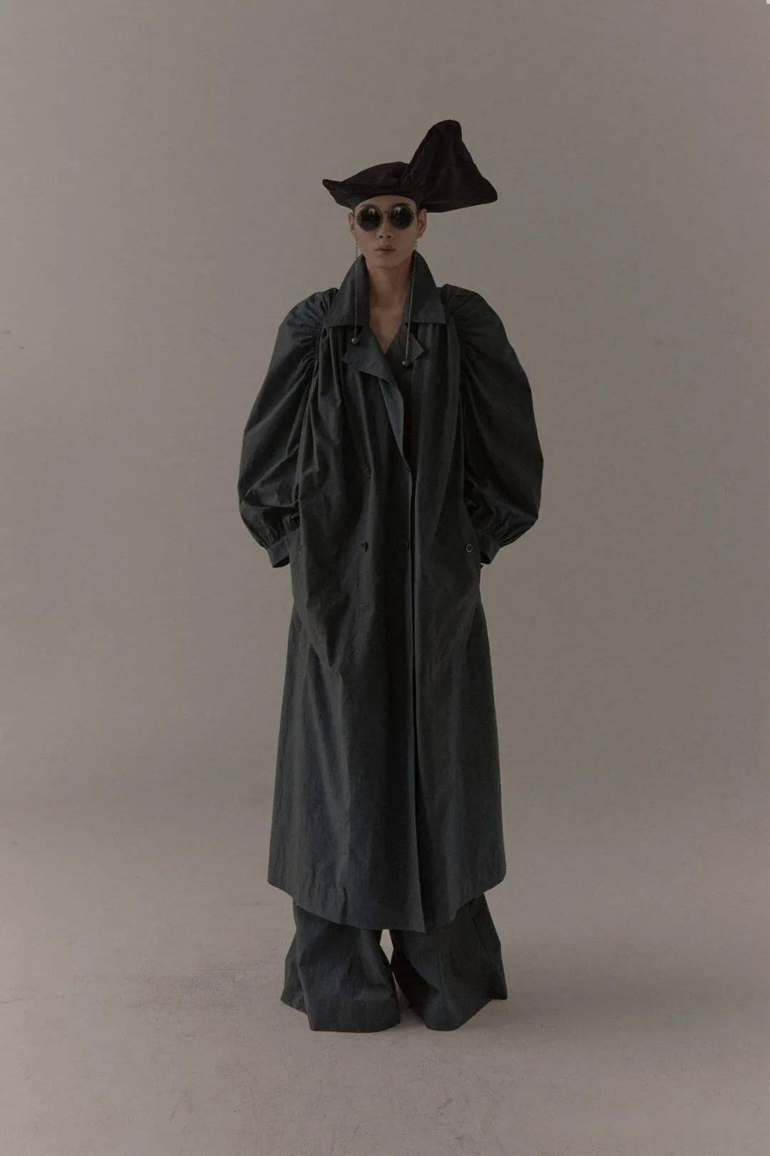 中国设计师umawang2021春夏系列真正践行浪漫主义的古典主义者