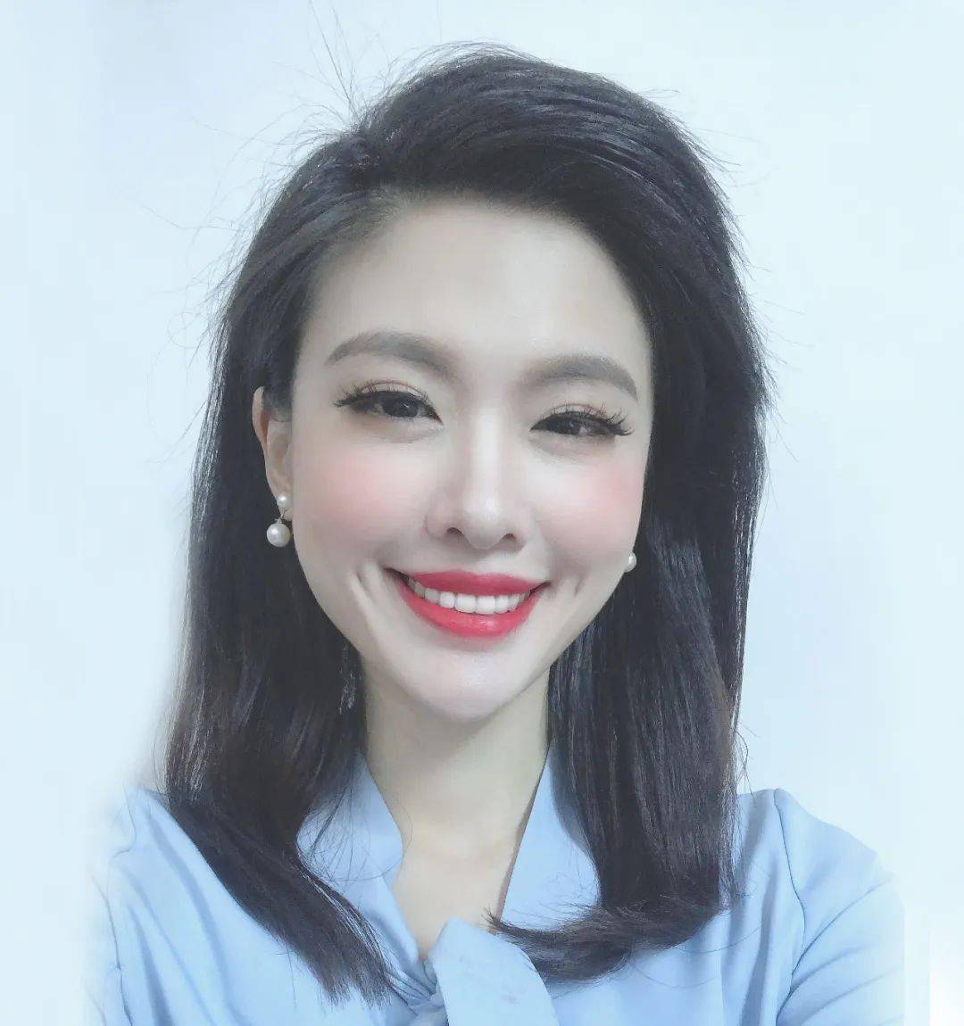 解开"局部"的密码本周做客的大咖是东南卫视气象节目主持人宋文熙,她