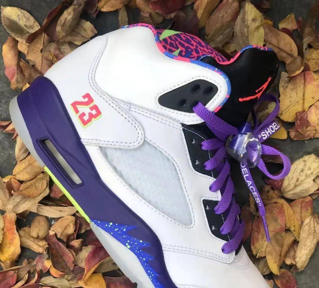 网友分享 | 海沃德一代猛男配色!回头率极高的实战球鞋!_手机搜狐网