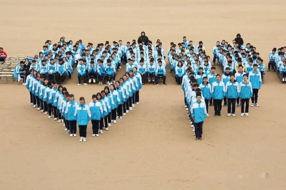 武邑职教中心举行队列队形比赛活动