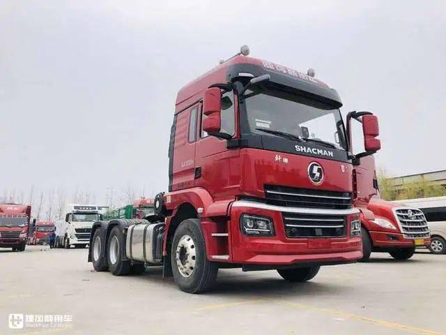 售价低至23万,康明斯动力轻量化底盘,陕汽轩德翼3牵引车性价比真高