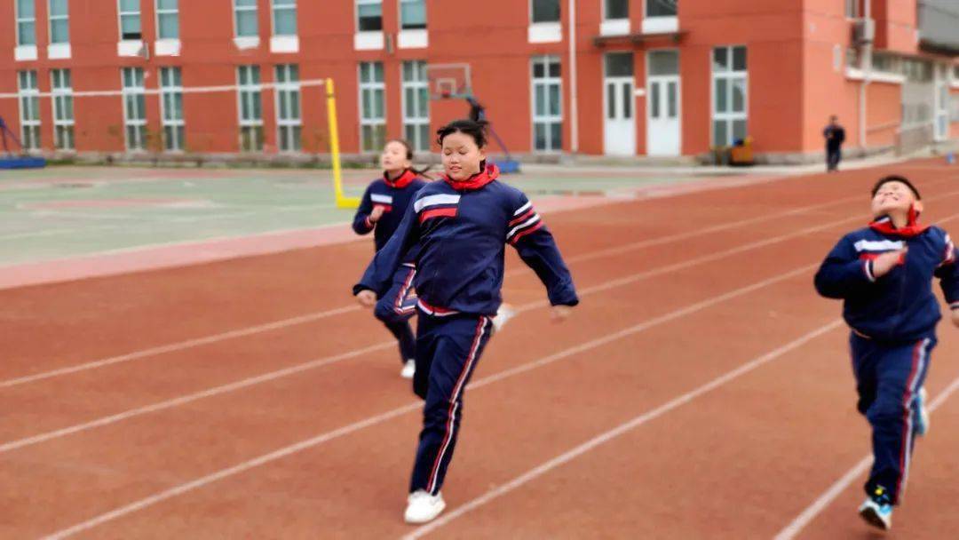 校园时讯成长阳光下平阴县榆山小学第三节体育节掠影67