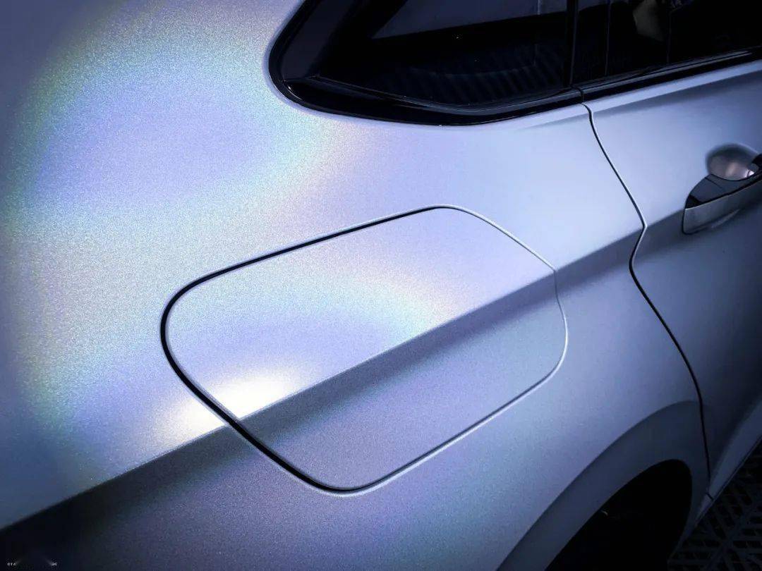 大众速腾哑面镭射白案例欣赏