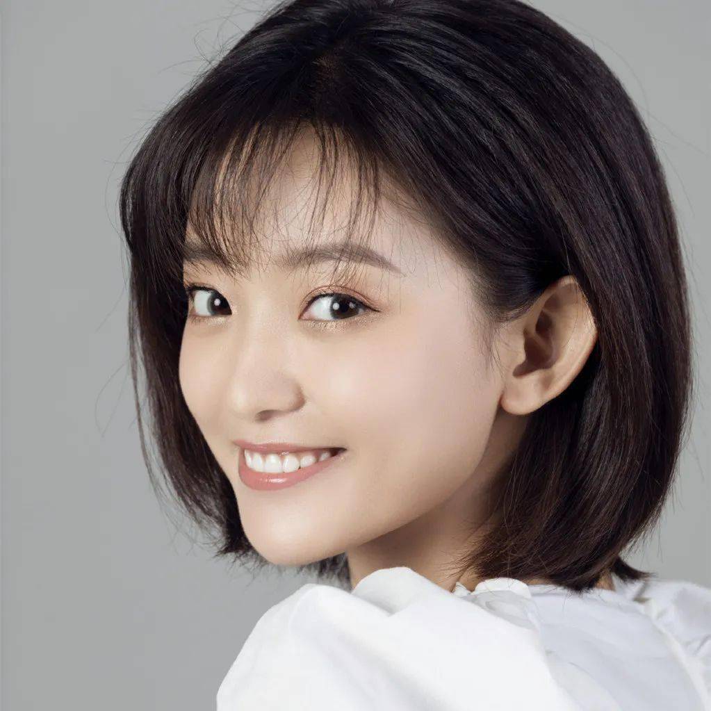 【微信头像】罗予彤