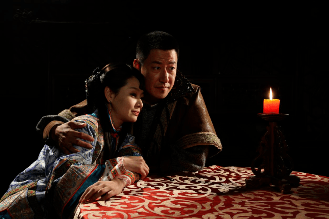 今晚2105首轮年代传奇抗战剧喋血恩仇将登陆第一剧场