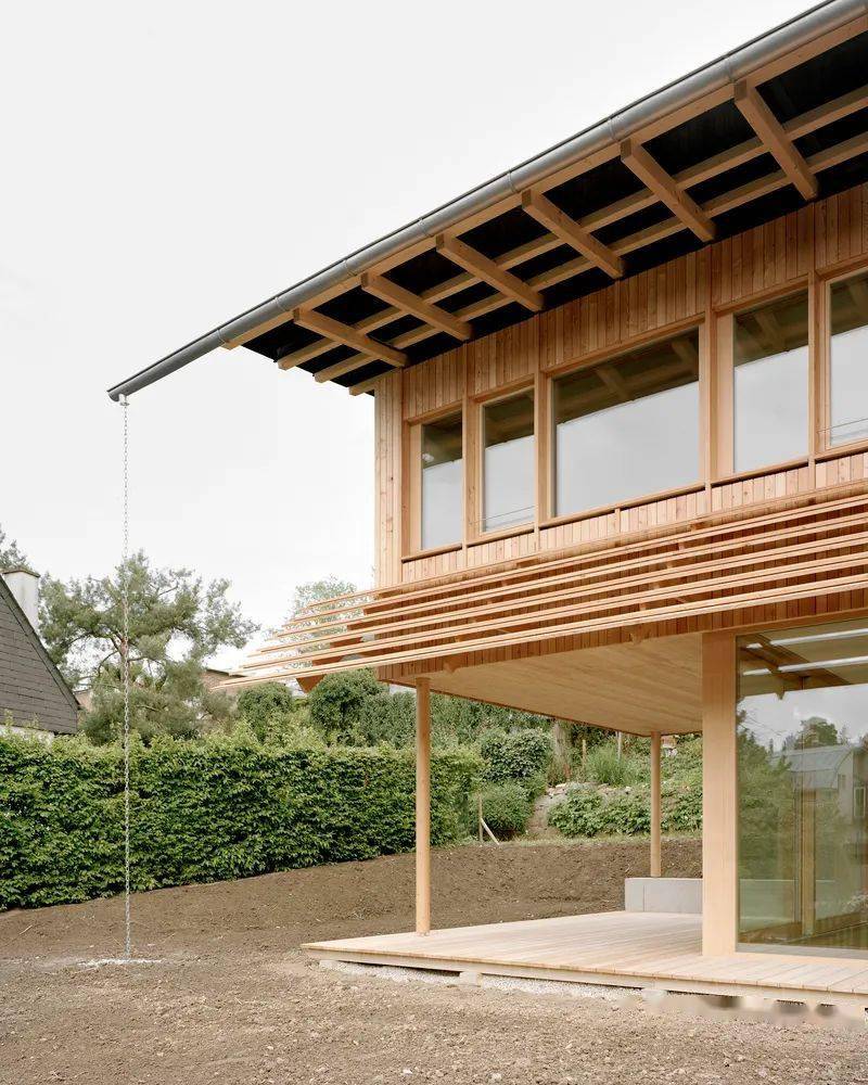 来自瑞士的零能耗轻木结构住宅