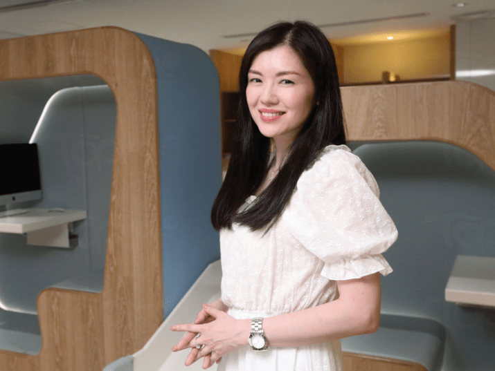 51岁tvb男星正式迎娶小7岁女友,一点不介意女友离过婚_张洁莲