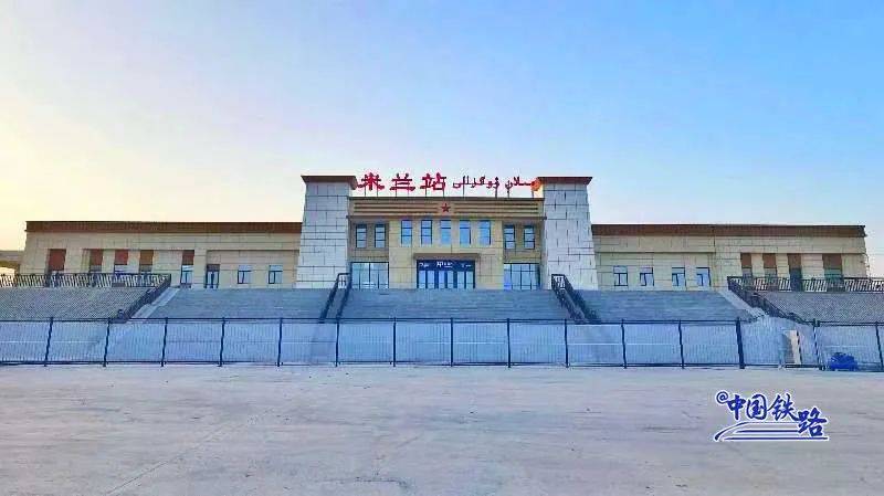 车票即将发售!这条大漠铁路终于通了