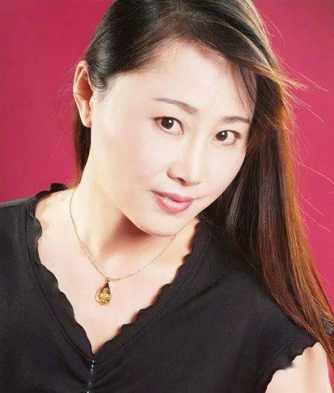 大众剧院河南豫剧三团强扭的瓜不甜盛红林辛艾等主演