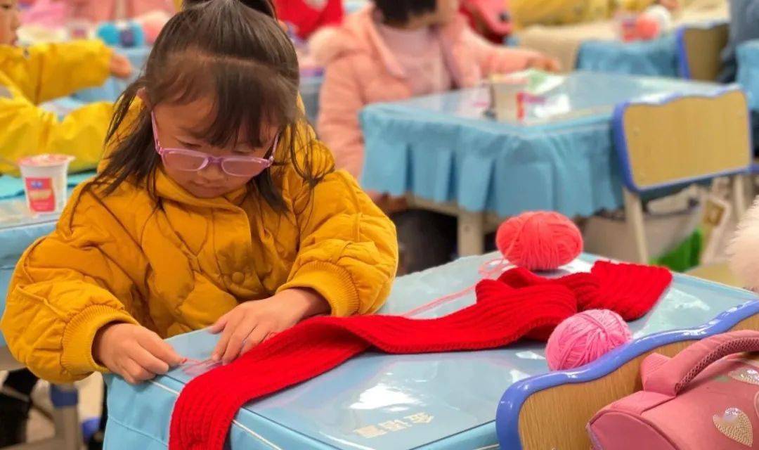 福海校区第十次综合实践课程——"编织温暖 从心开始"