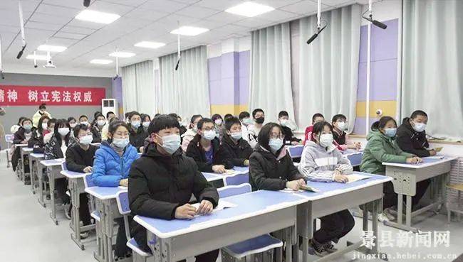 杜桥镇中学 学生李幼彬:作为一名青少年我们要学习最基本的法律常识