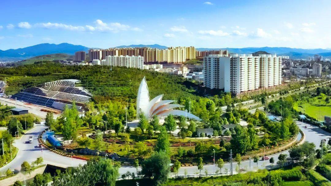 一城三区你看鲁甸县城变化太大了